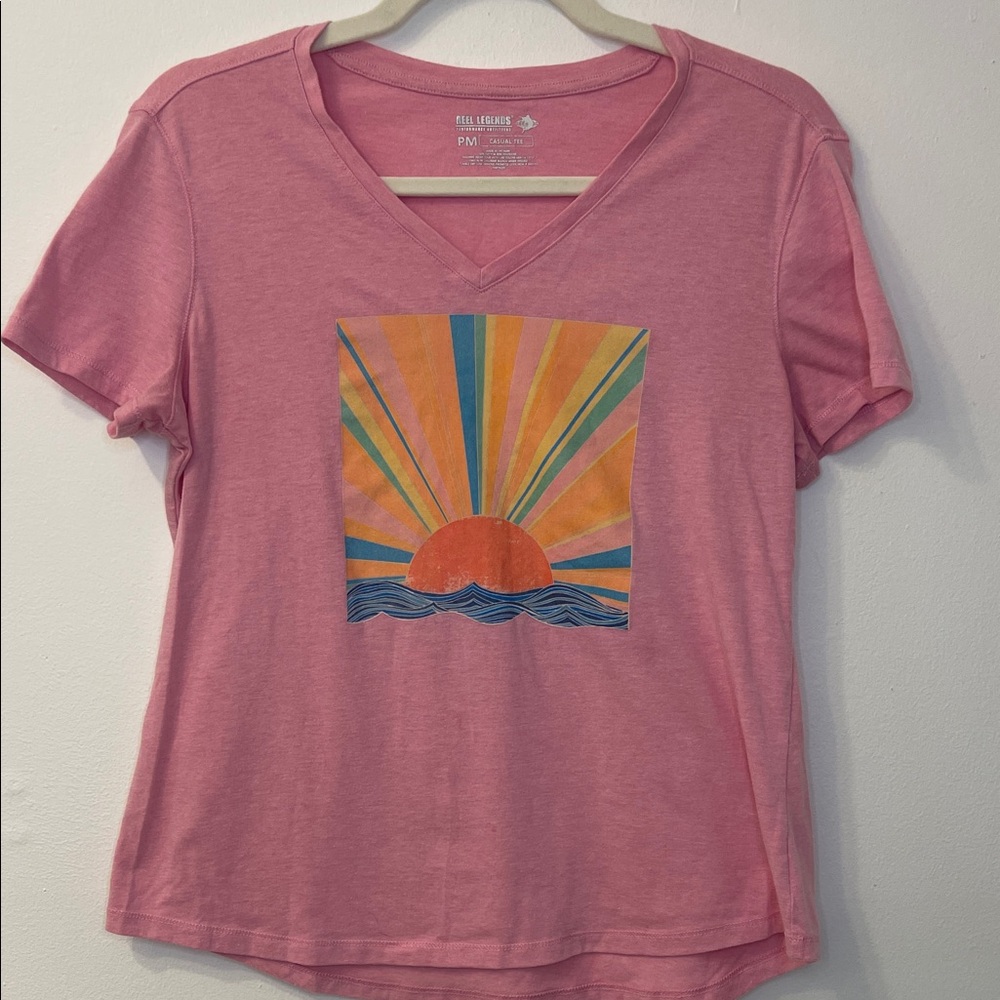 Reel Legends Pink V-Neck Tee with Sunrise Graphic Size PM PTP 18”-20”